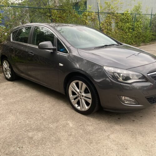 Opel Astra J – Voor Onderdelen